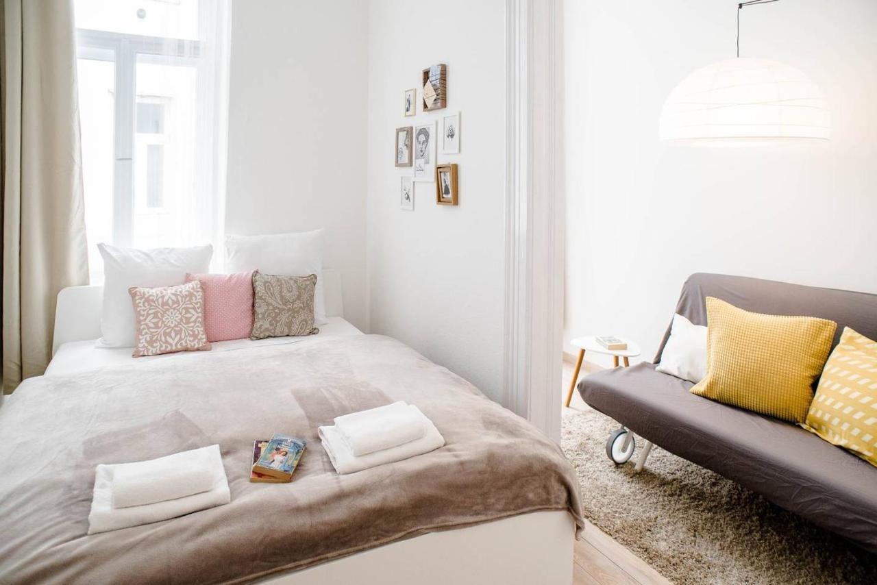 Comfy, Renewed 3 Bedroom Apt In Center ブダペスト エクステリア 写真